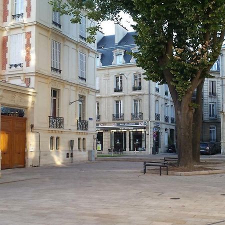 The Absolute Center Of Reims Hotel Exterior foto