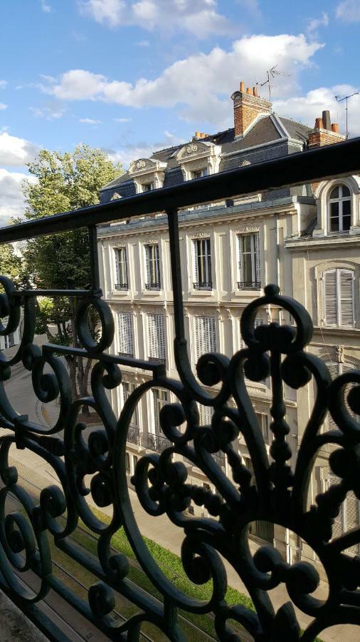 The Absolute Center Of Reims Hotel Exterior foto